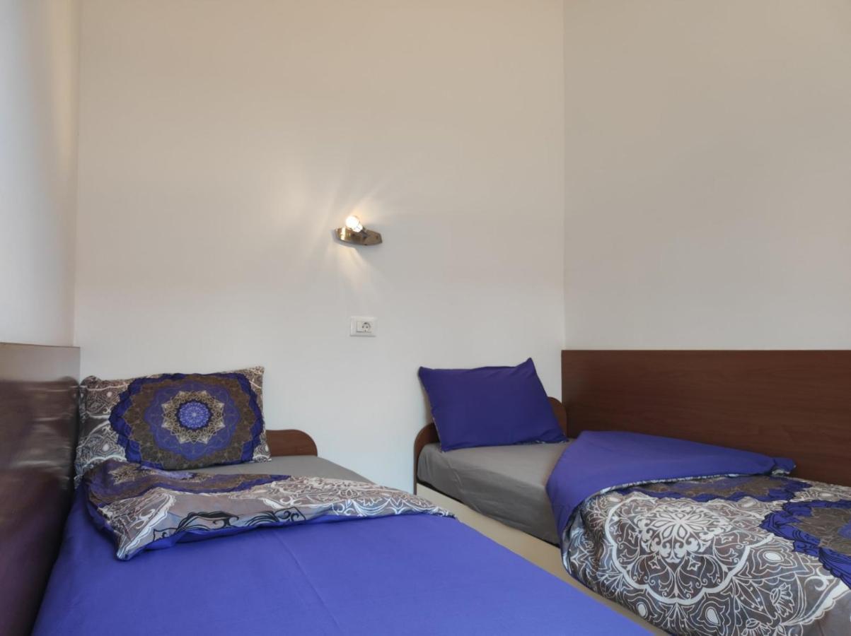 Lavanda Apartment Крк Экстерьер фото
