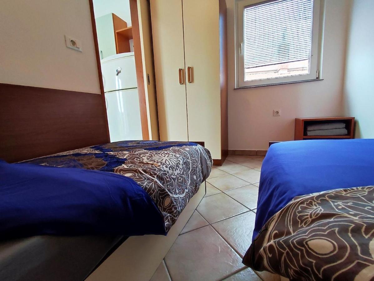 Lavanda Apartment Крк Экстерьер фото